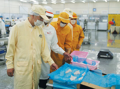 深圳檢驗檢疫局筑牢安全防線 確保進出口食品安全與食品添加劑生產合規
